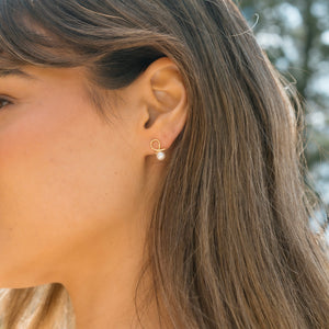 Isla Pearl Earrings