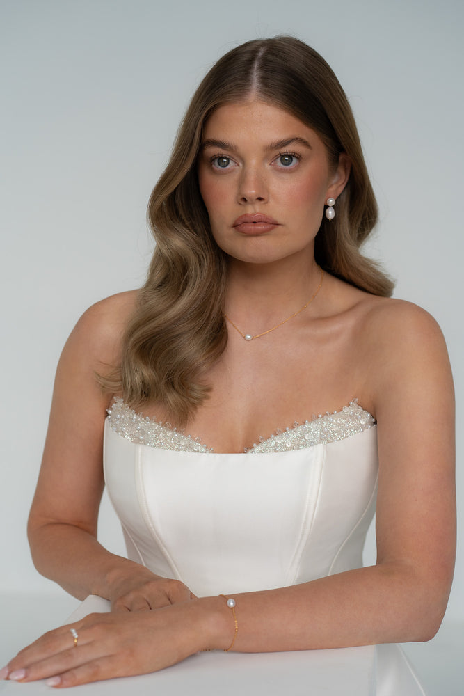 Lumière Pearl Necklace