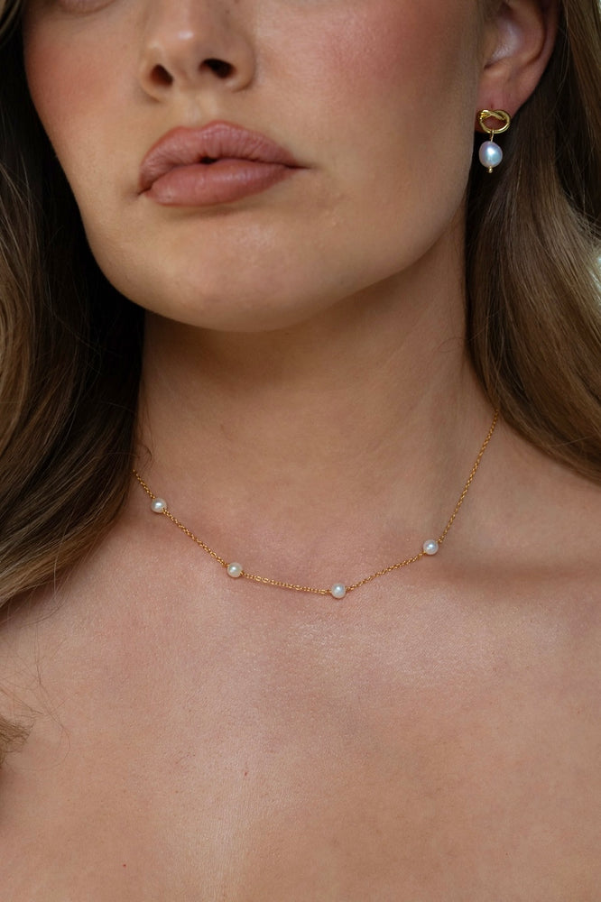 Ivory Pearl Necklace