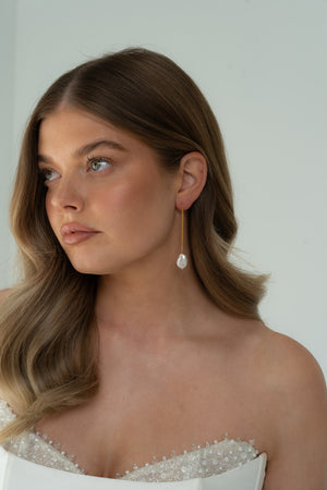 Noir Pearl Drop Earrings