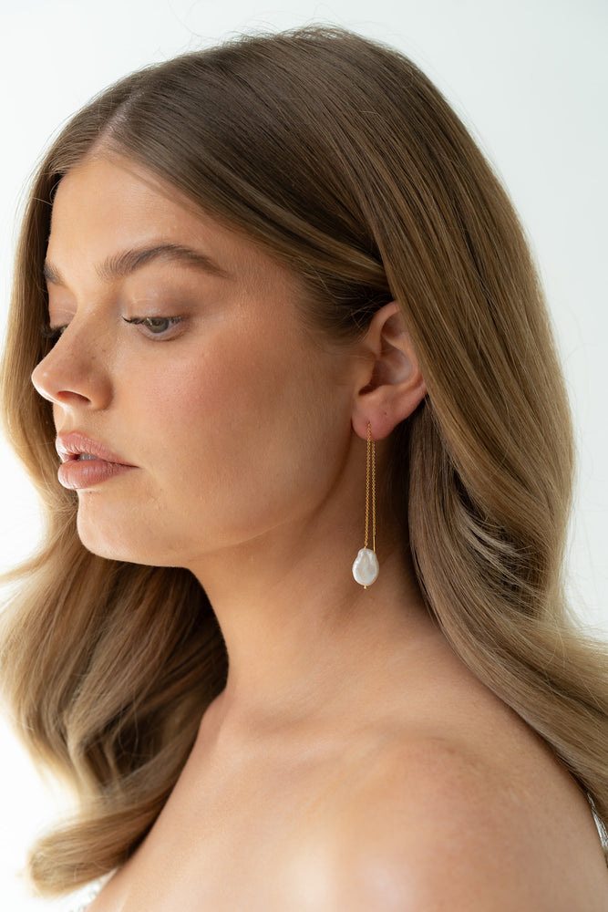 Noir Pearl Drop Earrings