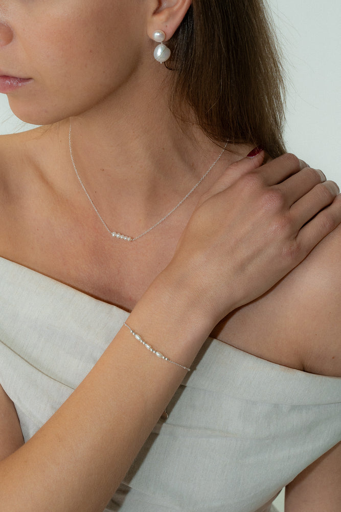 Raine Pearl Bracelet - Silver
